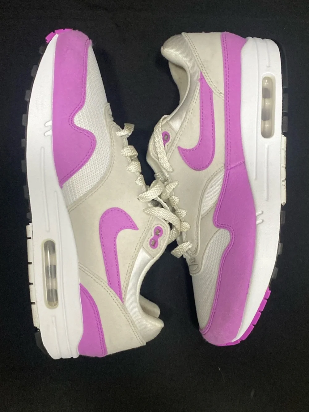 Nike Women’s Air Max Sneakers in Pink and Cream - Picture 6 of 8